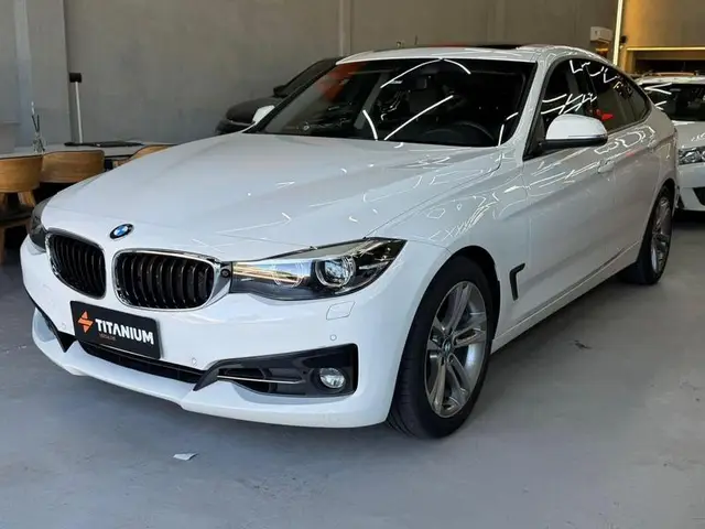 Carro BMW 320i GT 2017 320i Gran Turismo Sport