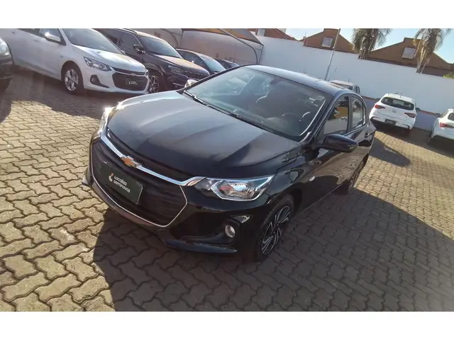 Carro Chevrolet Onix Plus 2024 LT 1.0
