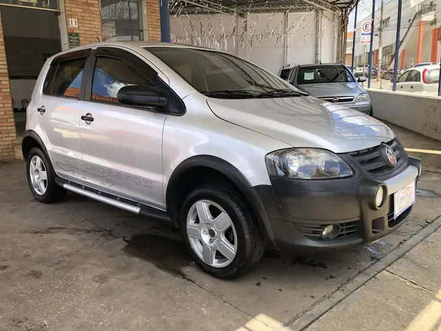 Carro Volkswagen CrossFox 2009 1.6 (Flex)