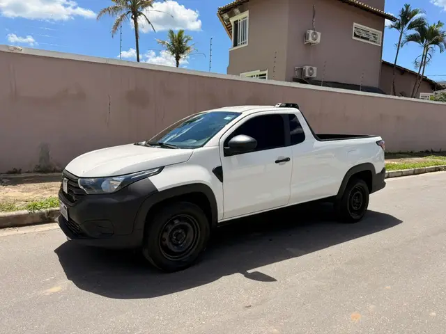 Carro Fiat Strada 2023 Endurance 1.4 Cabine Plus (Flex)