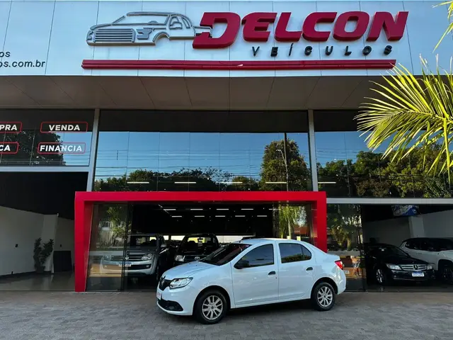 Carro Renault Logan 2014 Authentique 1.0 16V (flex)