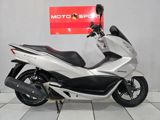 Moto Honda PCX 150 2017 DLX