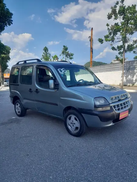 Carro Fiat Doblò 2006 ELX 1.8 8V (Flex)