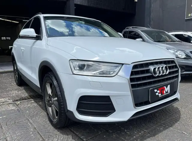 Carro Audi Q3 2016 1.4 TFSI Ambiente S Tronic