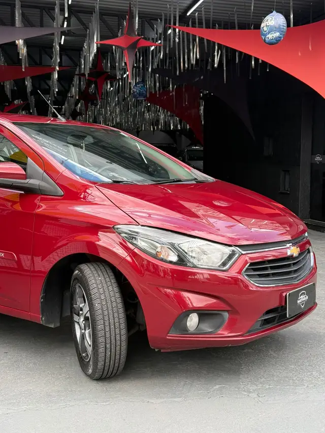 Carro Chevrolet Onix 2017 1.4 LTZ SPE/4 (Aut)