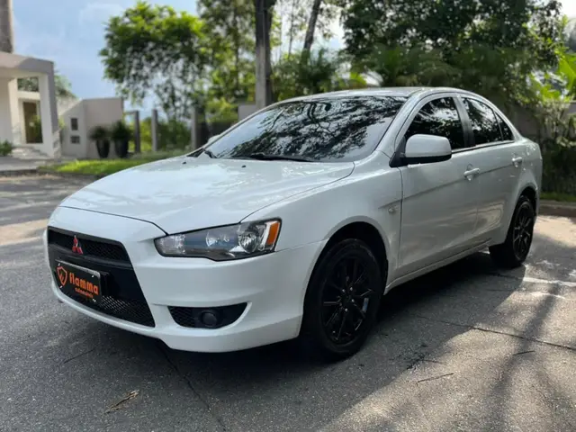 Carro Mitsubishi Lancer 2016 2.0 16V 160cv Aut.