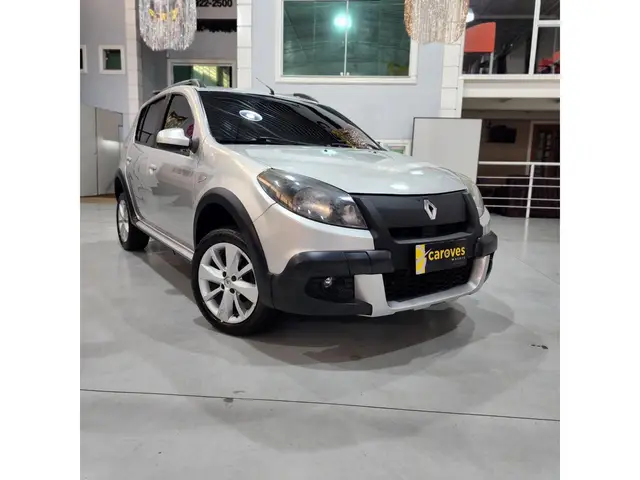 Carro Renault Sandero Stepway 2013 1.6 16V Hi-Flex (aut)