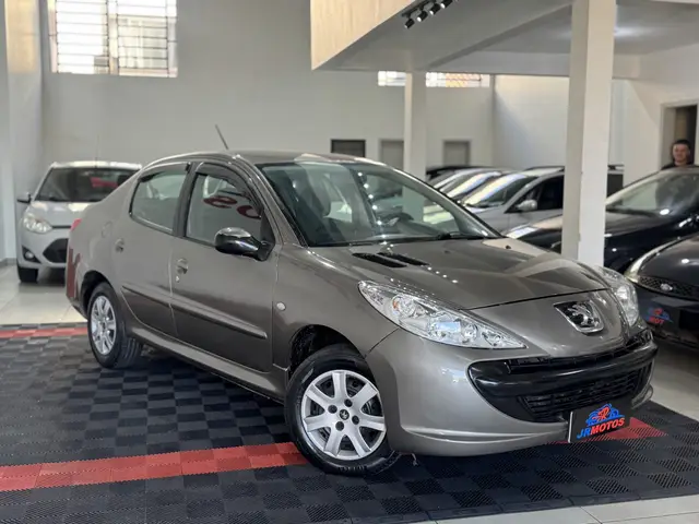 Carro Peugeot 207 Sedan 2011 207 Passion XR 1.4 8V (flex)