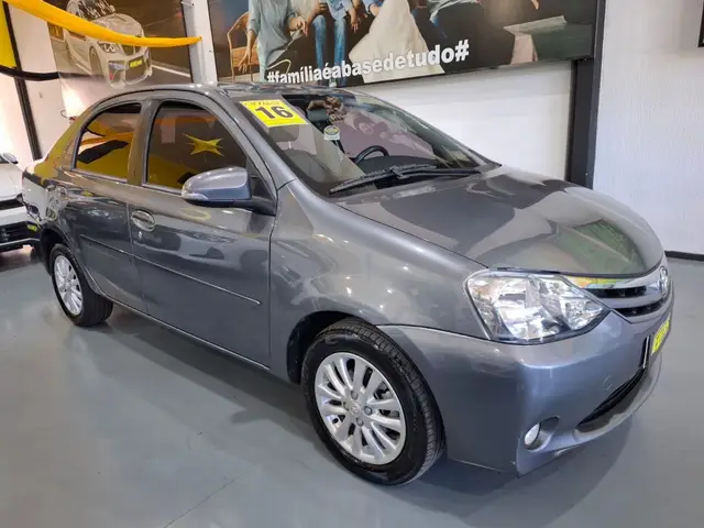 Carro Toyota Etios Sedan 2016 XLS 1.5 (Flex)