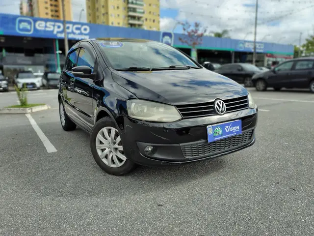 Carro Volkswagen Fox 2012 1.0 VHT (Flex) 4p