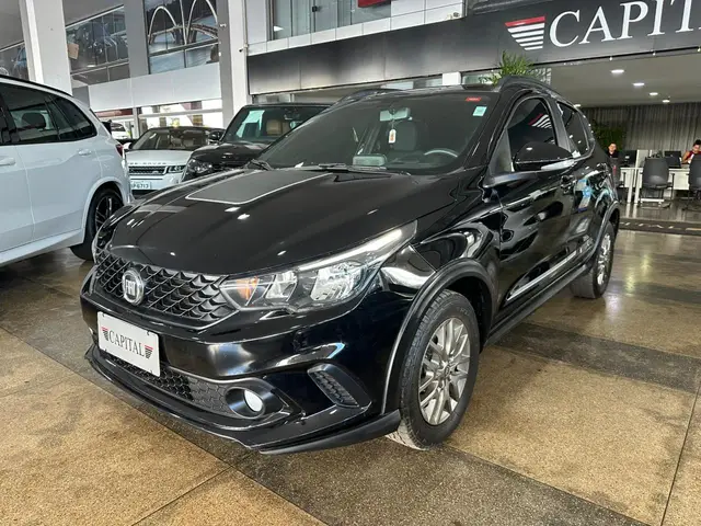 Carro Fiat Argo 2020 1.3 Trekking (Flex)