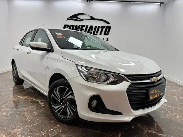 Carro Chevrolet Onix 2025 LT 1.0