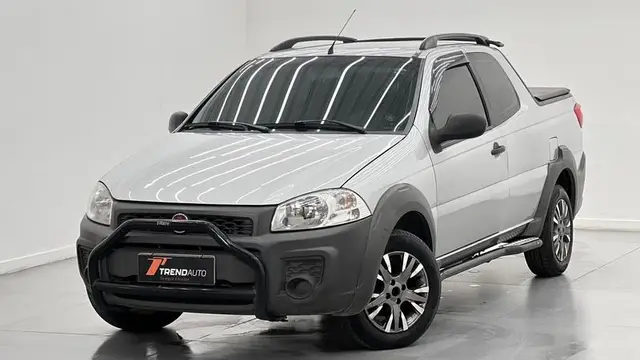 Carro Fiat Strada 2015 Working 1.4 (Flex) (Cabine Dupla)