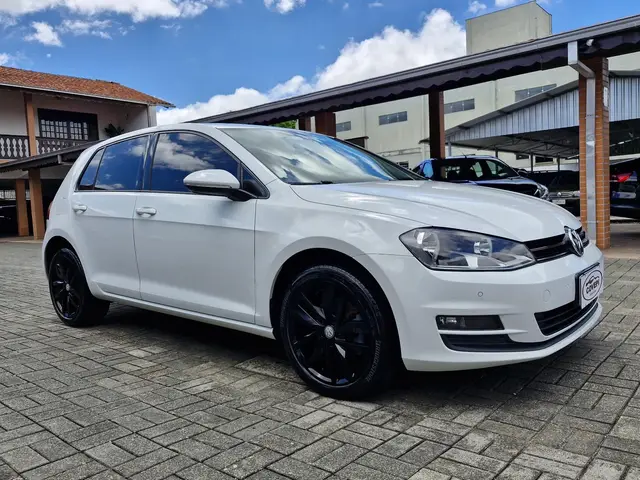 Carro Volkswagen Golf 2015 Comfortline 1.4 TSi