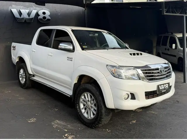 Carro Toyota Hilux Cabine Dupla 2014 Hilux 3.0 TDI 4x4 CD SRV Top (Aut)
