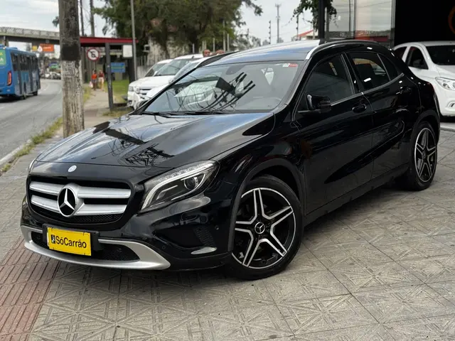 Carro Mercedes-Benz GLA 250  2015 GLA 250 Vision