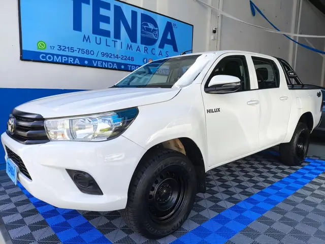 Carro Toyota Hilux Cabine Dupla 2020 Hilux 2.8 TDI CD STD Power Pack 4x4