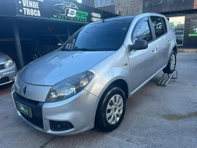 Carro Renault Sandero 2014 Authentique 1.0 16V (flex)