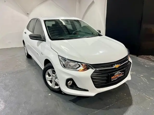 Carro Chevrolet Onix Plus 2024 LT 1.0