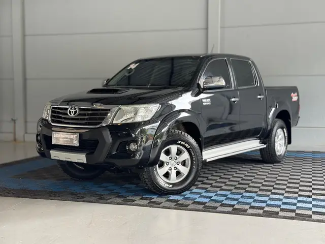 Carro Toyota Hilux SW4 2014 3.0 TDI 4x4 SRV 5L