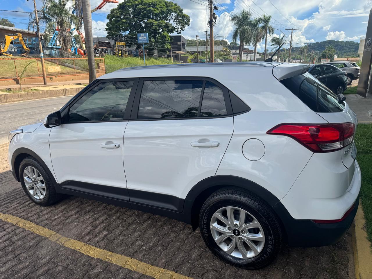 Hyundai-Creta-Action 1.6