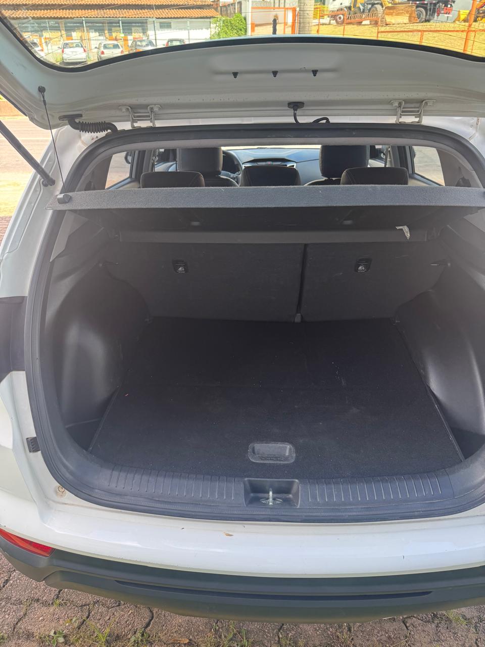 Hyundai-Creta-Action 1.6