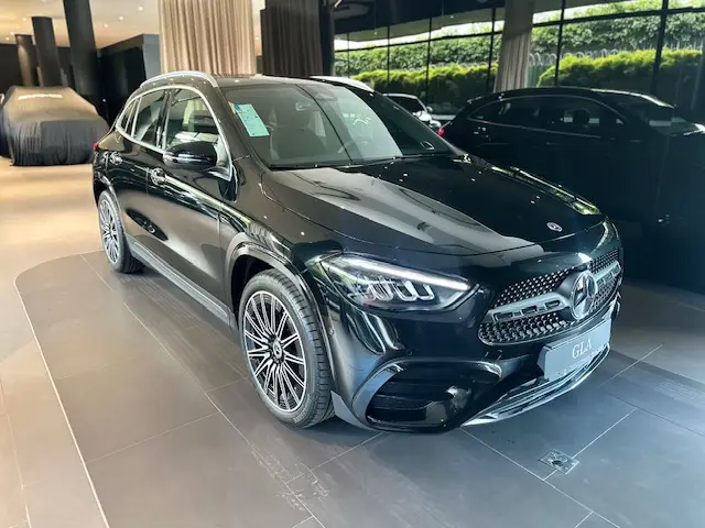 Carro Mercedes-Benz GLA 200 2025 AMG Line 1.3 Turbo (Aut)