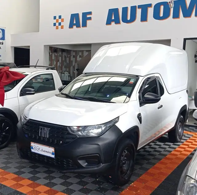 Carro Fiat Strada 2024 Endurance 1.3 Cabine Plus