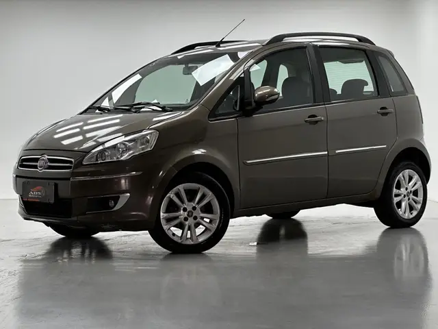 Carro Fiat Idea 2015 Essence 1.6 16V E.TorQ (Flex)