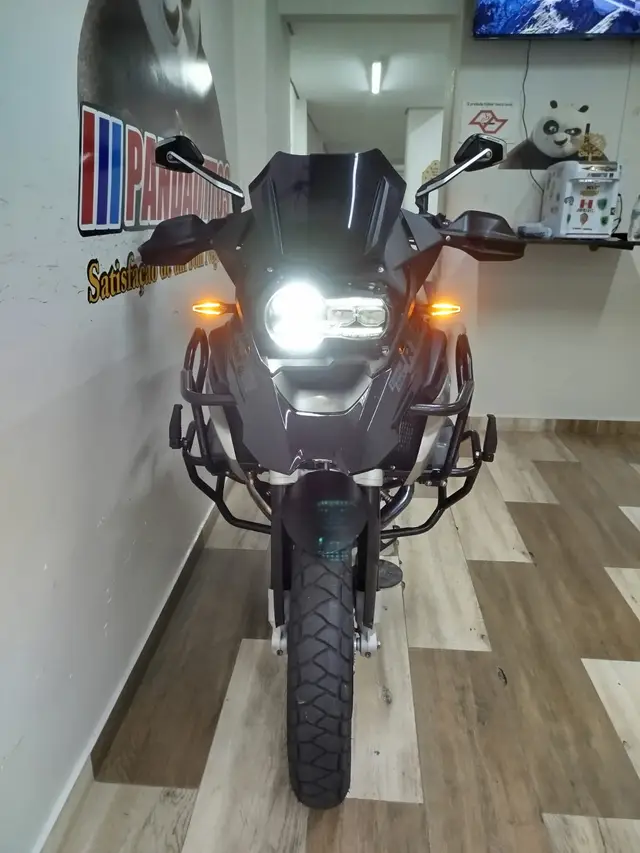 Moto BMW R 1250 GS 2023 Premium Triple Black