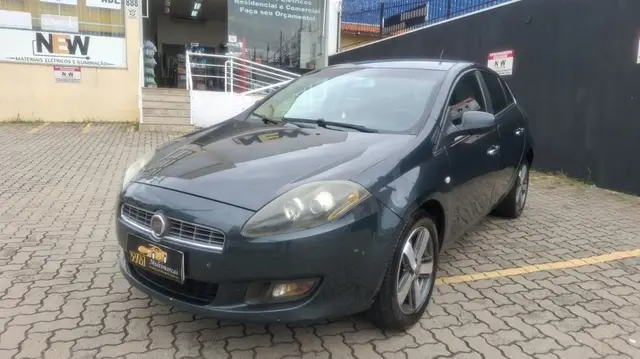 Carro Fiat Bravo 2011 Essence 1.8 16V (Flex)