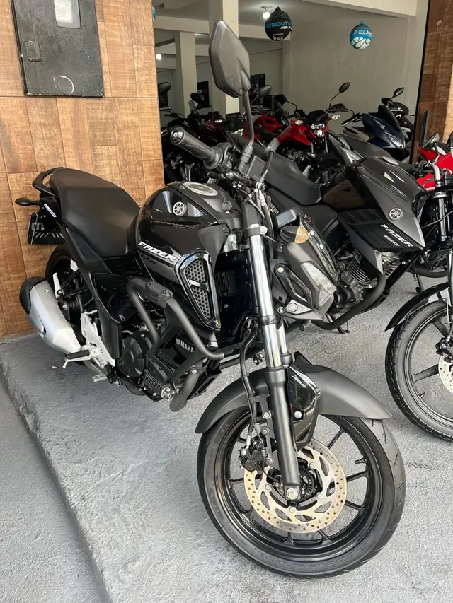 Moto Yamaha Fazer FZ15 2024 ABS