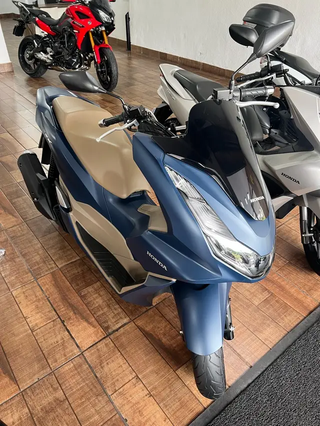Moto Honda PCX 160 2024 DLX ABS