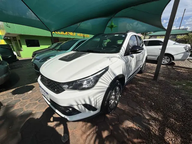 Carro Fiat Argo 2021 Trekking 1.3 (Flex)