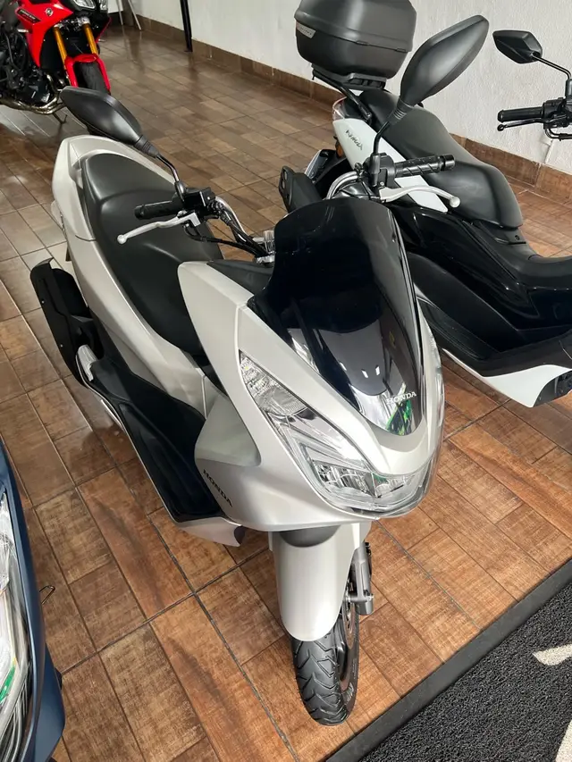 Moto Honda PCX 150 2018 DLX