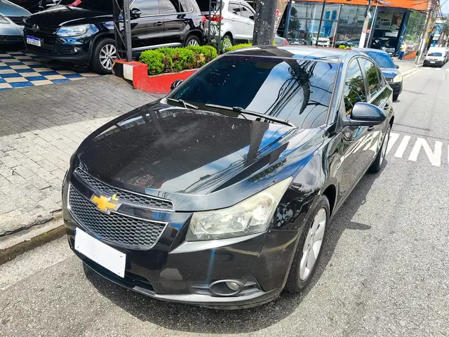 Carro Chevrolet Cruze 2014 LT 1.8 16V Ecotec (Flex)