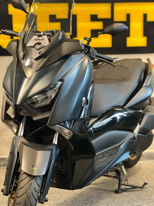 Moto Yamaha XMax 2023 ABS