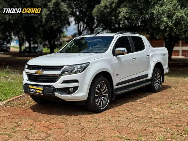 Carro Chevrolet S10 Cabine Dupla 2020 S10 2.8 CTDI High Country 4WD (Cabine Dupla) (Aut)
