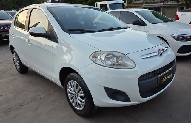 Carro Fiat Palio 2015 Attractive 1.0 Evo (Flex)
