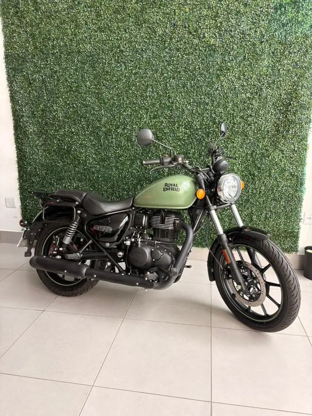 Moto Royal Enfield Meteor 350 2025 Fireball