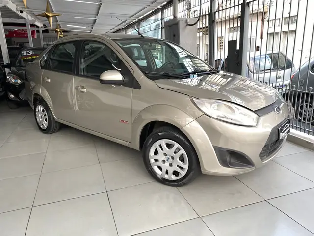 Carro Ford Fiesta Sedan 2011 1.6 (Flex)