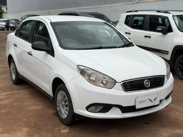 Carro Fiat Grand Siena 2018 Attractive 1.0 (Flex)