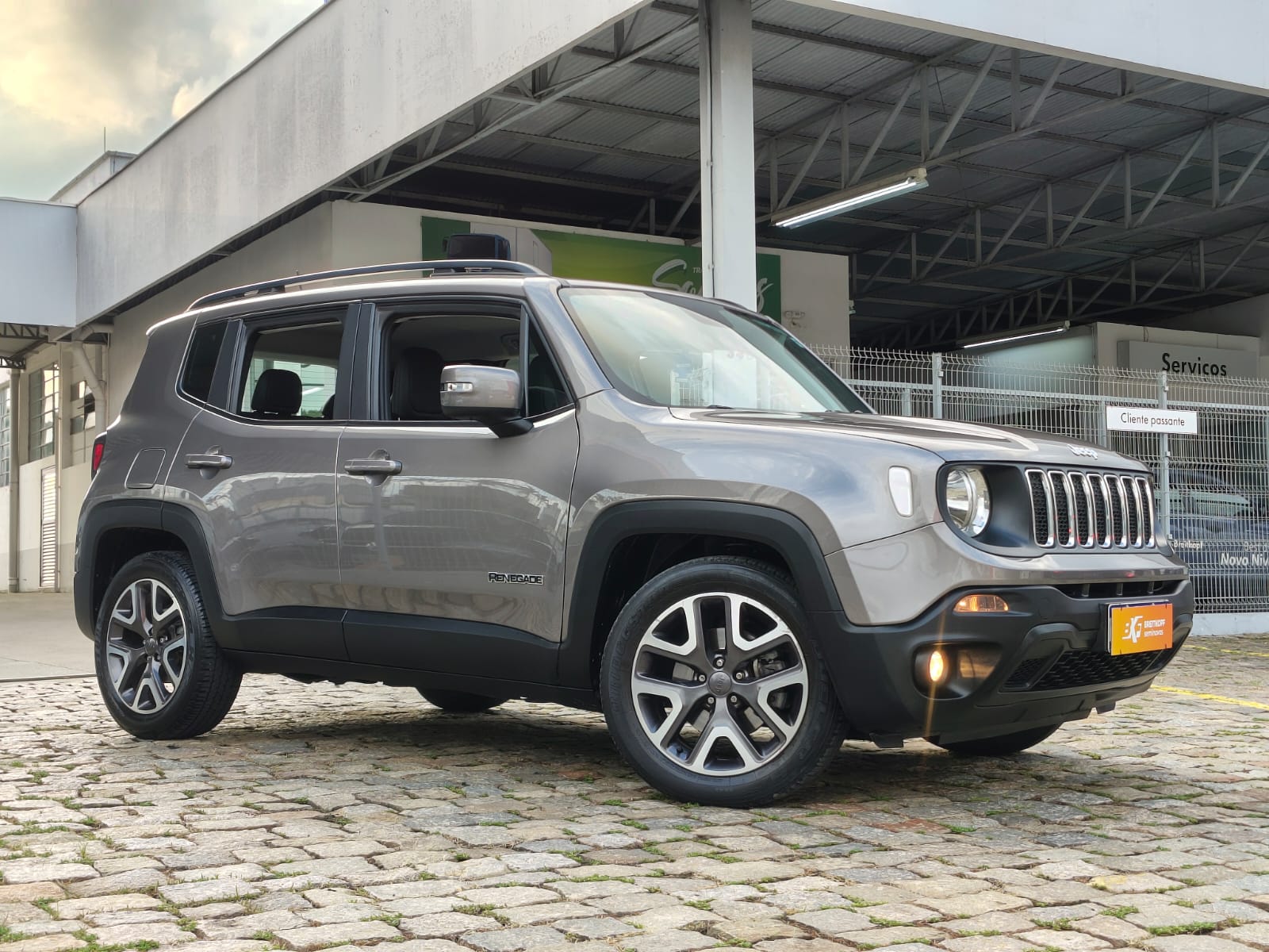 jeep renegade longitude 1.8 4x2 (aut) (flex)