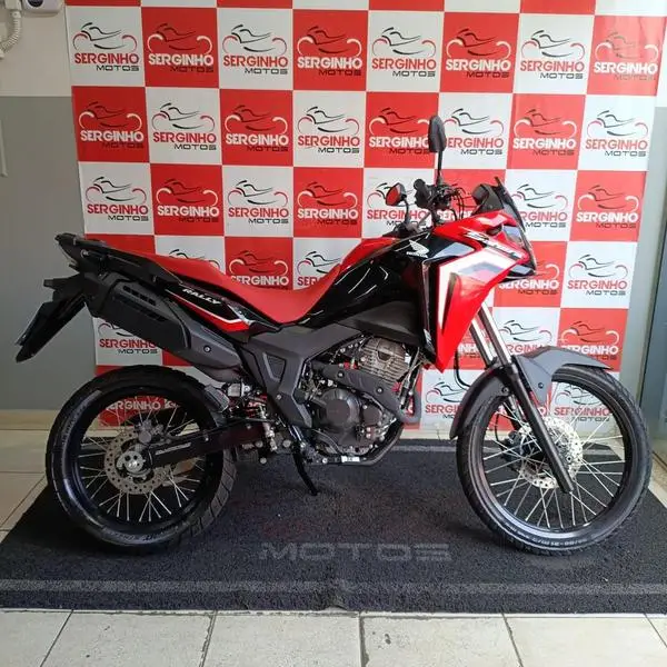 Moto Honda XRE Sahara 300 2025 Rally