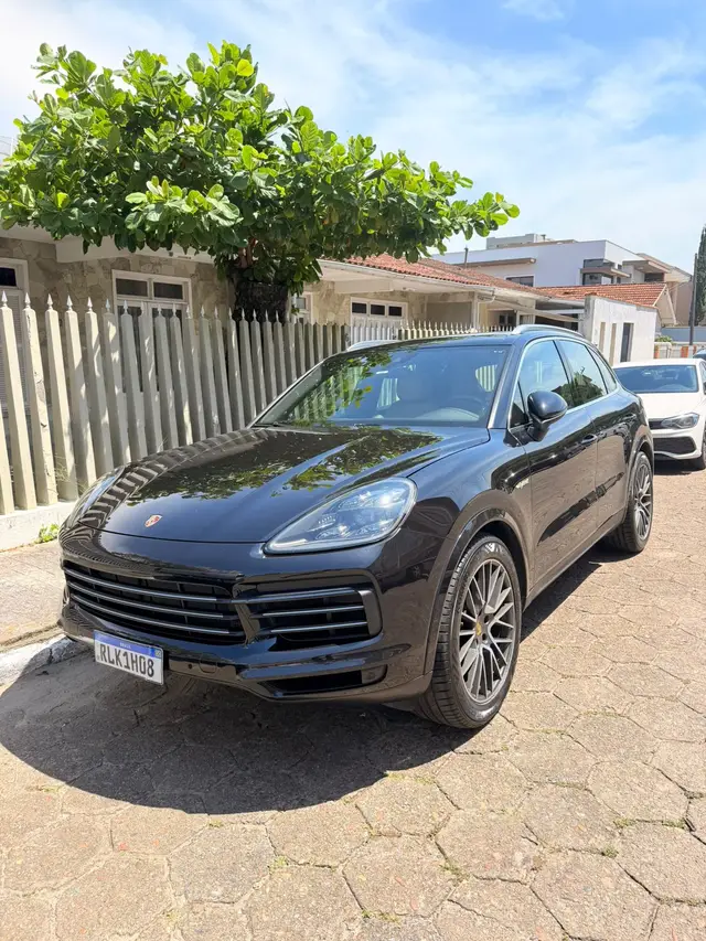 Carro Porsche Cayenne 2021 3.0 V6 462cv (Híbrido)