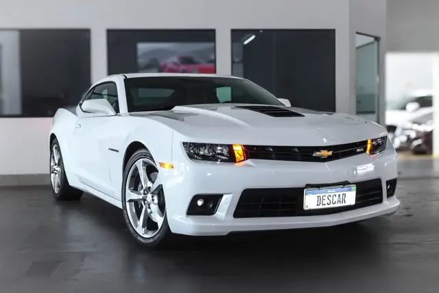 Carro Chevrolet Camaro 2015 SS 6.2