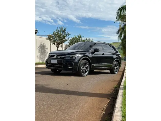 Carro Volkswagen Tiguan 2021 2.0 350 TSI Allspace R-Line 4WD