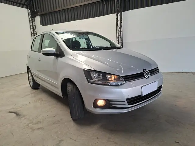 Carro Volkswagen Fox 2019 1.6 MSI Connect (Flex)