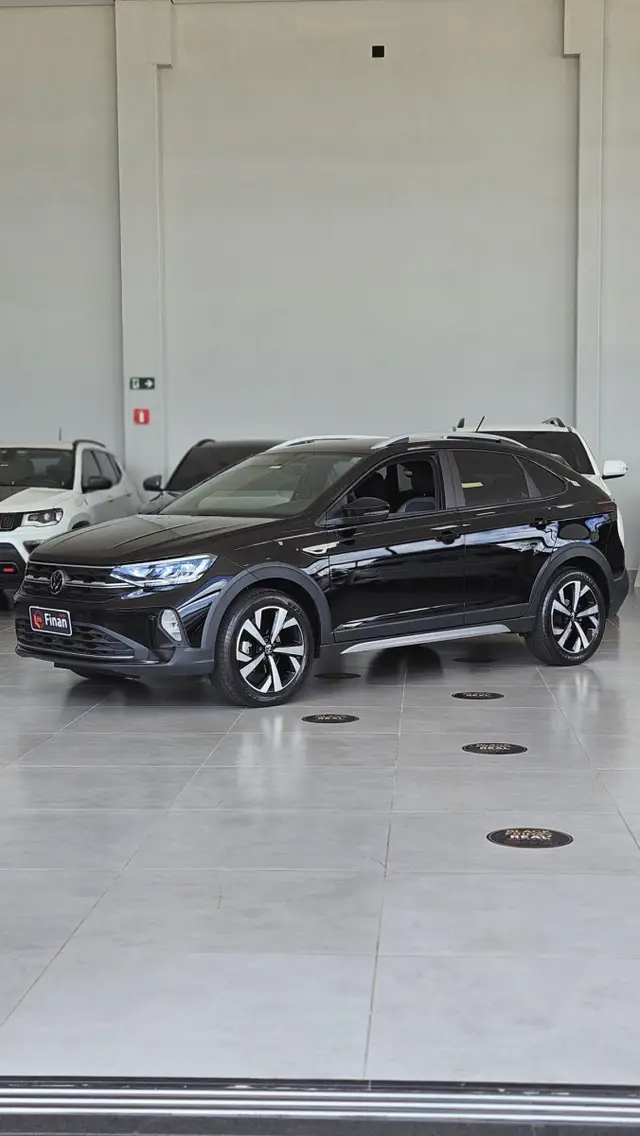 Carro Volkswagen Nivus 2023 Highline 200 TSI