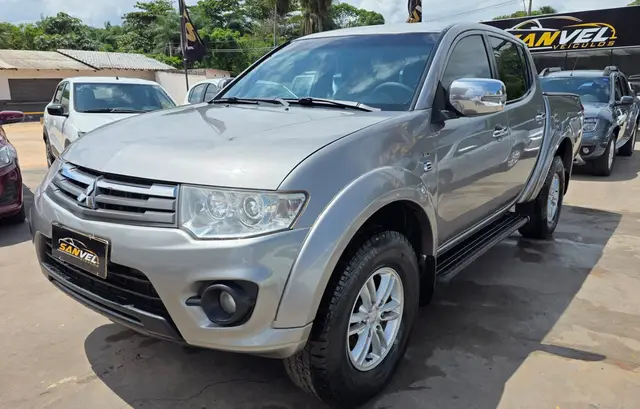 Carro Mitsubishi L200 2016 Triton HPE 3.2 CD TB Int.Diesel Aut